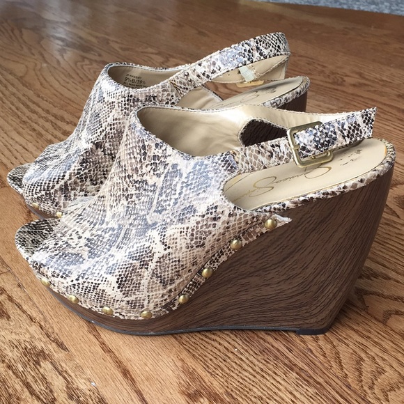jessica simpson snakeskin wedges